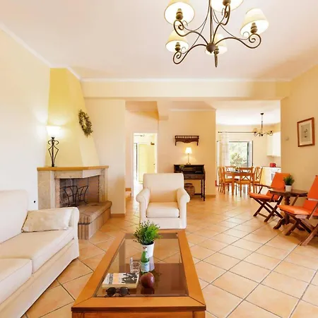 Marily By * 卡西奥皮